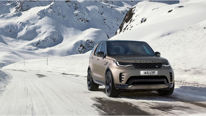 Saisonale Land Rover Services entdecken - Winterangebote 2024